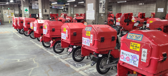 ラッピングされたバイクの画像