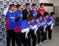 FC東京、記者会見の写真